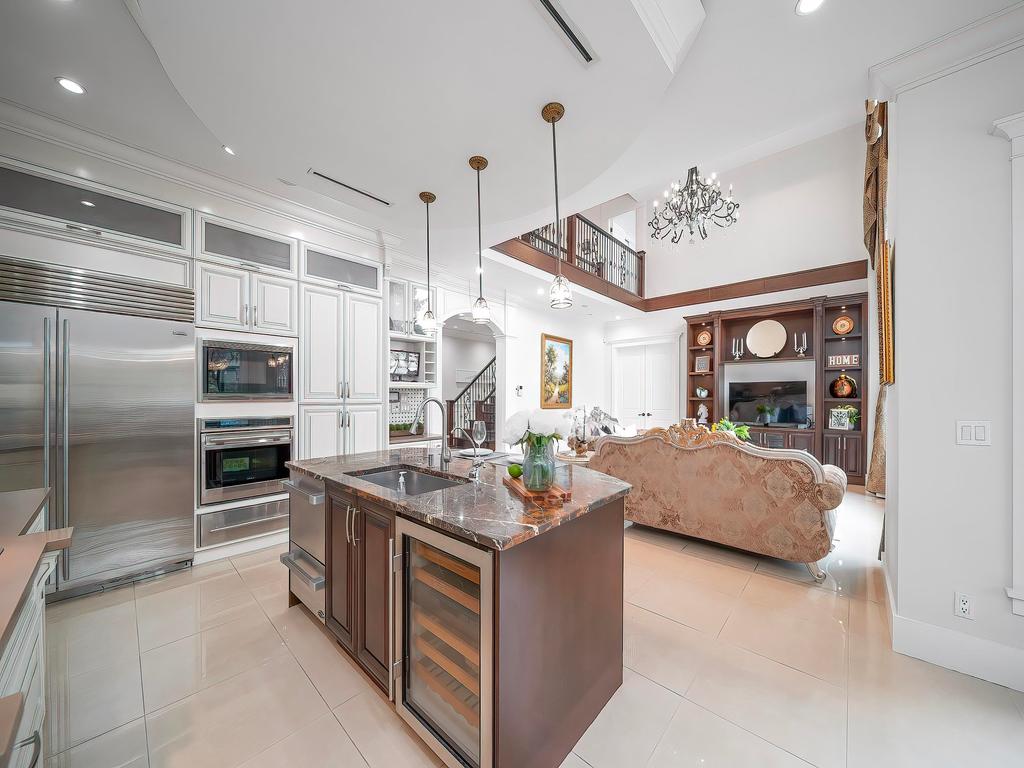 Listing Image for R3096875