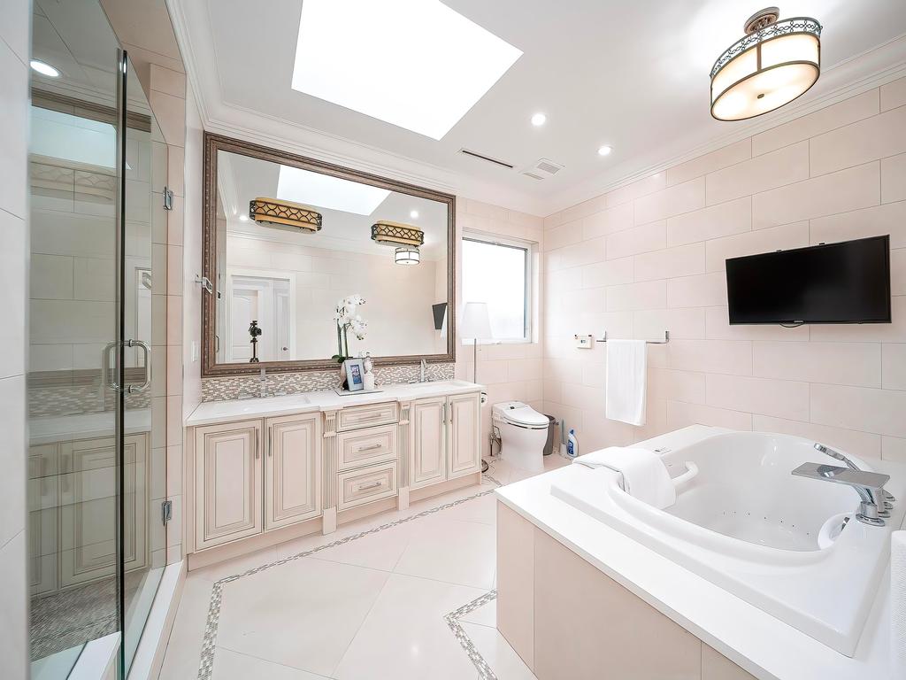 Listing Image for R3096875