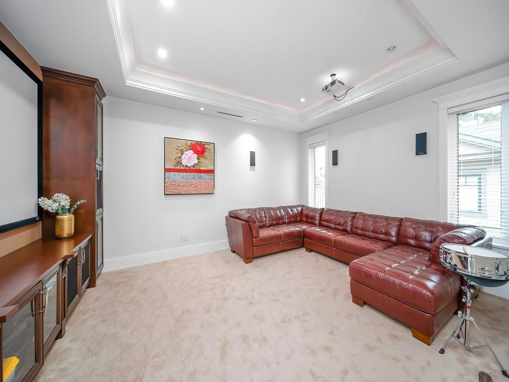 Listing Image for R3096875