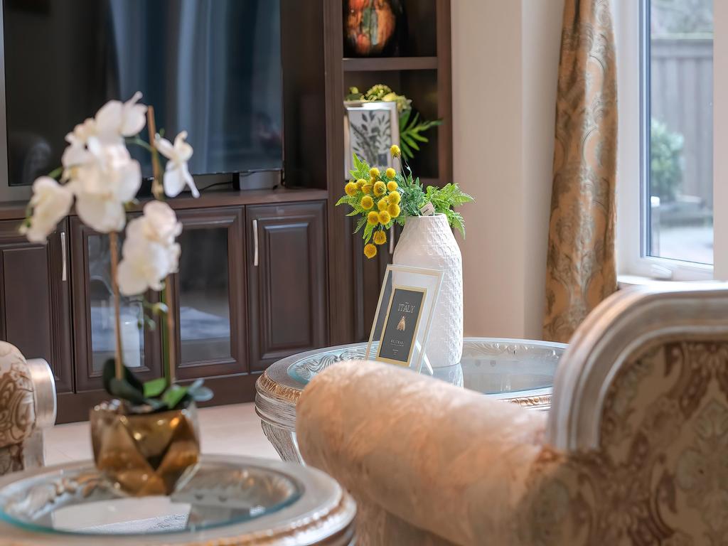 Listing Image for R3096875