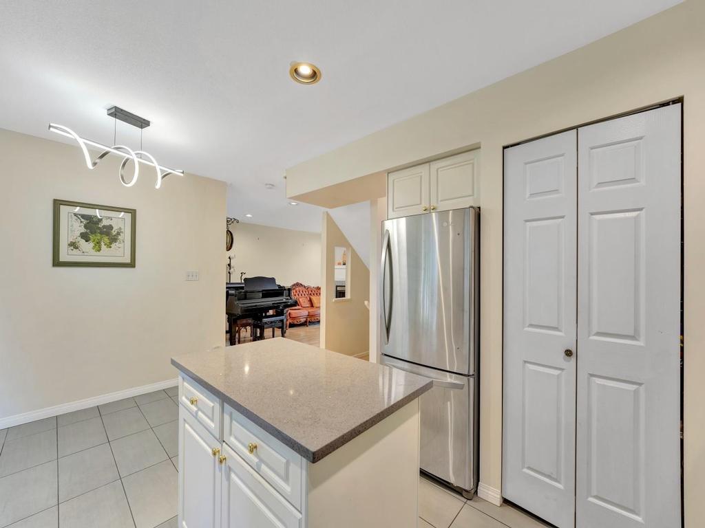 Listing Image for R3096878