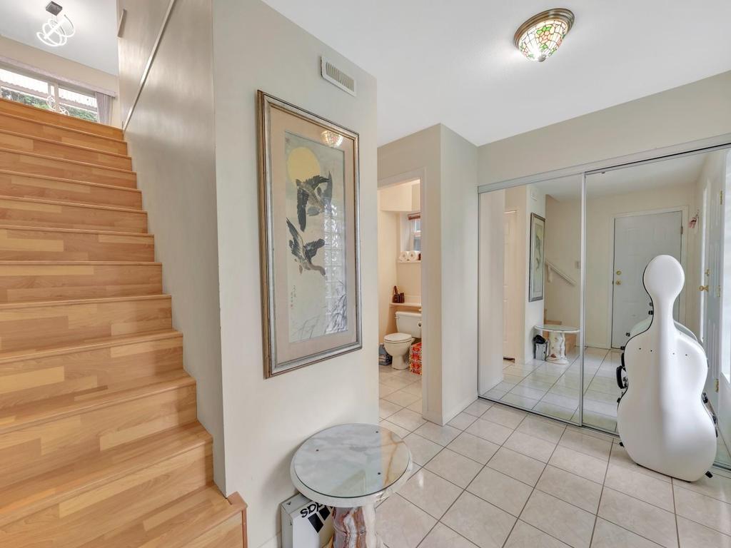 Listing Image for R3096878