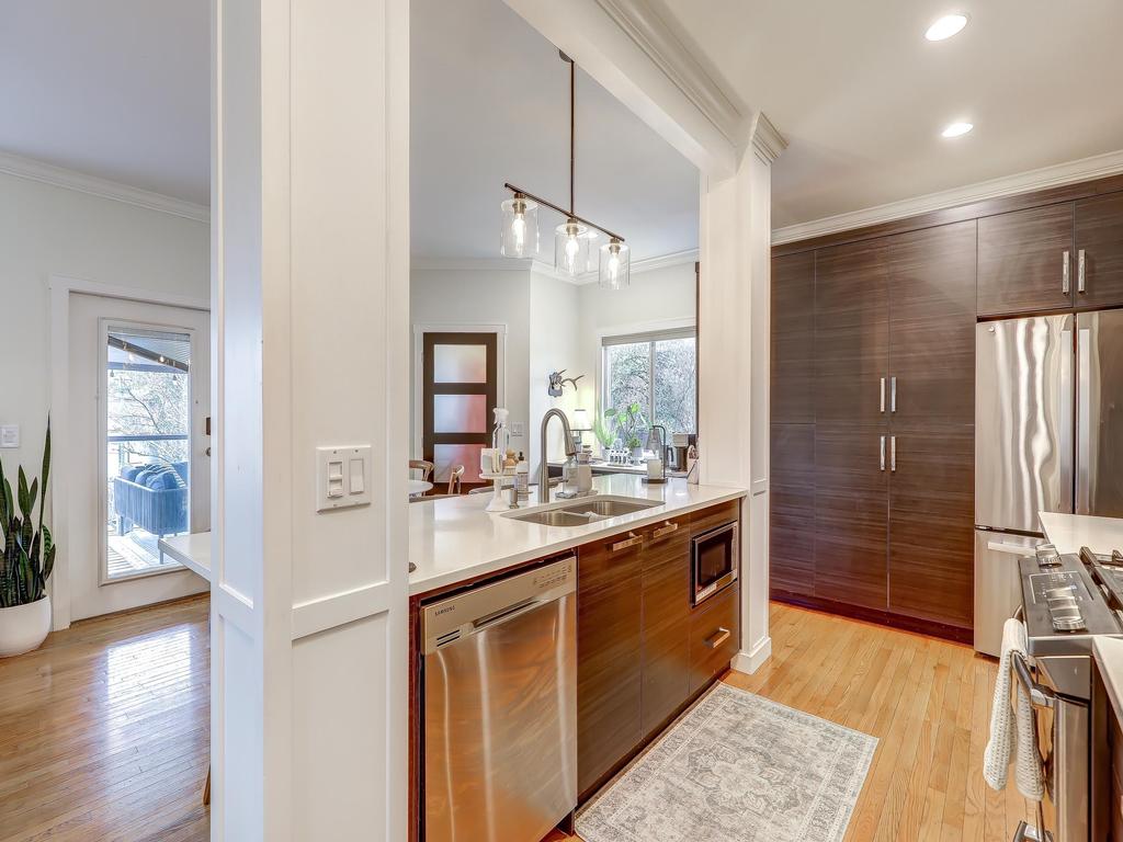 Listing Image for R3096898