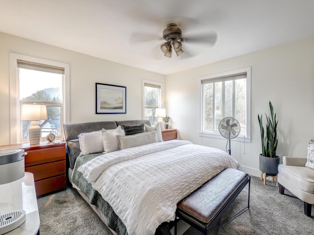 Listing Image for R3096898