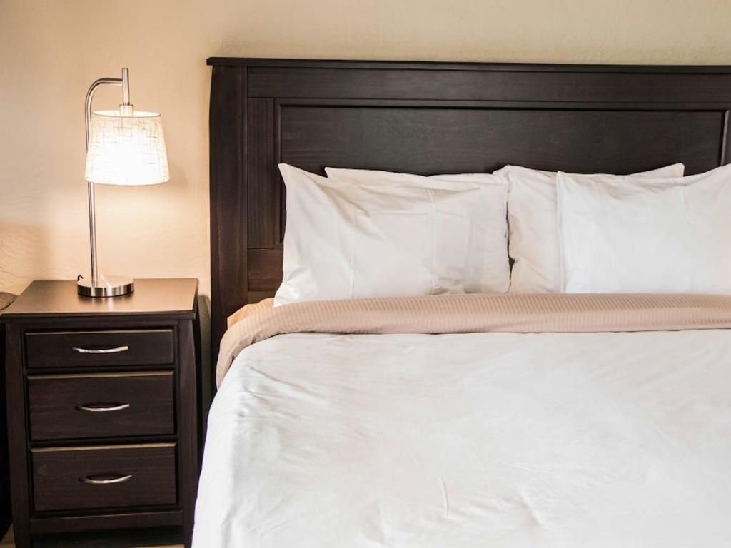 Listing Image for R3096899