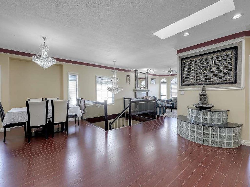 Listing Image for R3096902