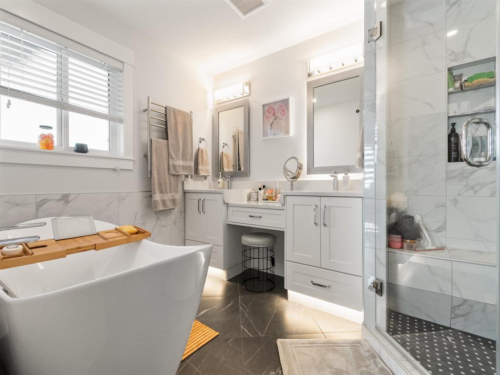 Listing Image for R3096903