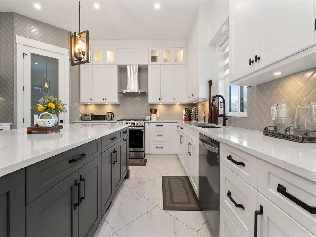 Listing Image for R3096903