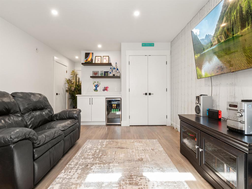 Listing Image for R3096903