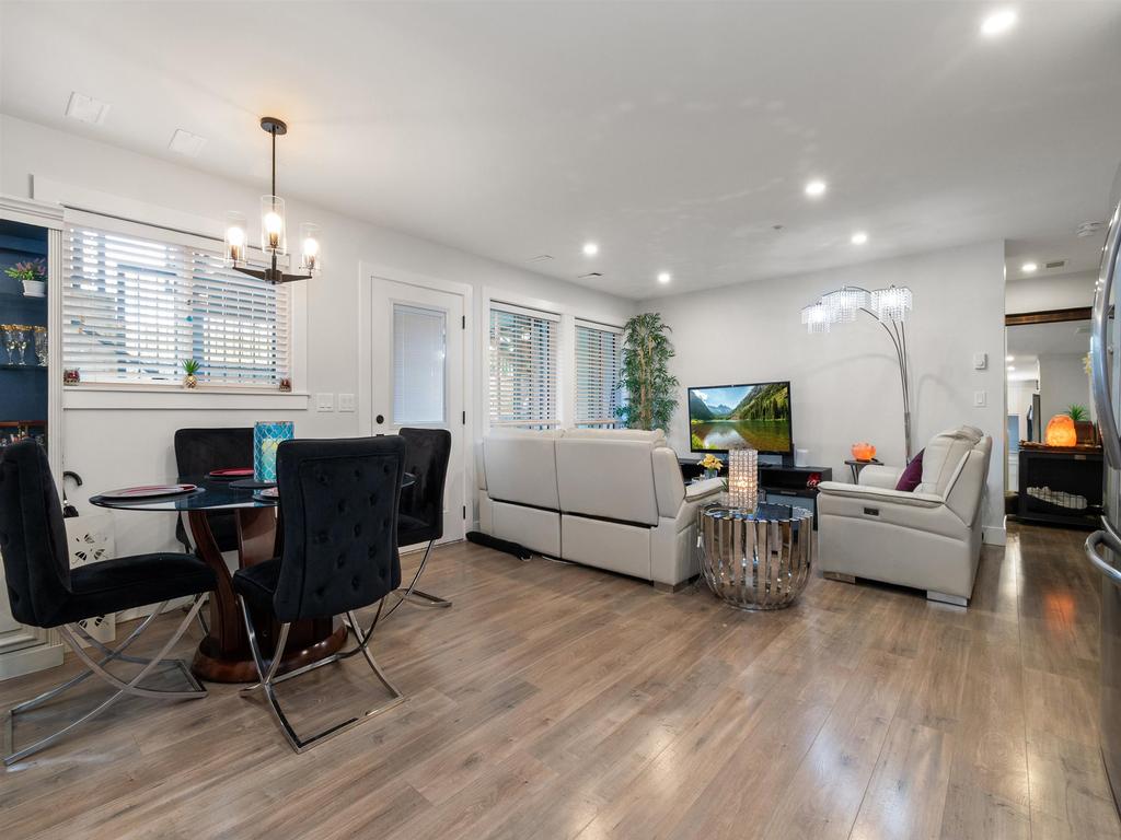 Listing Image for R3096903