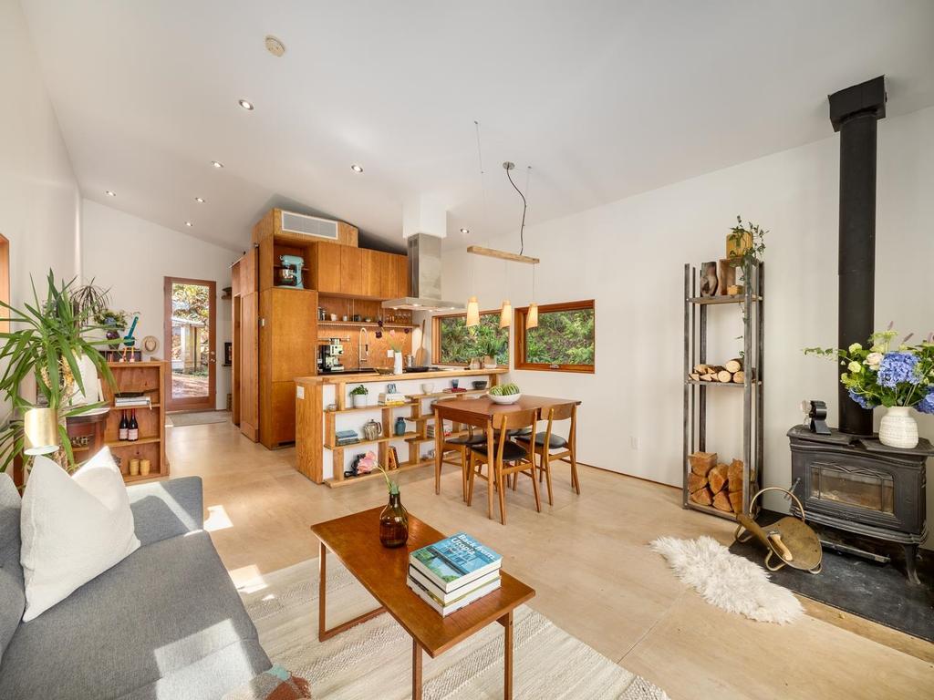 Listing Image for R3096934