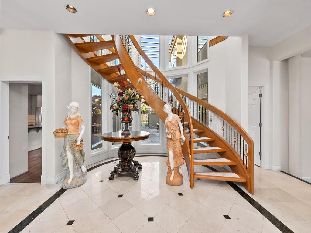 Listing Image for R3096969