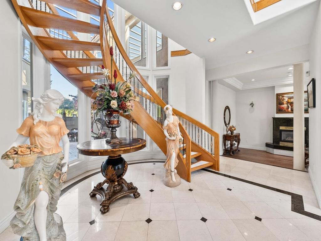 Listing Image for R3096969