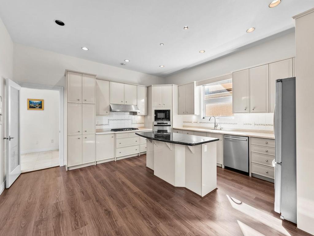 Listing Image for R3096969