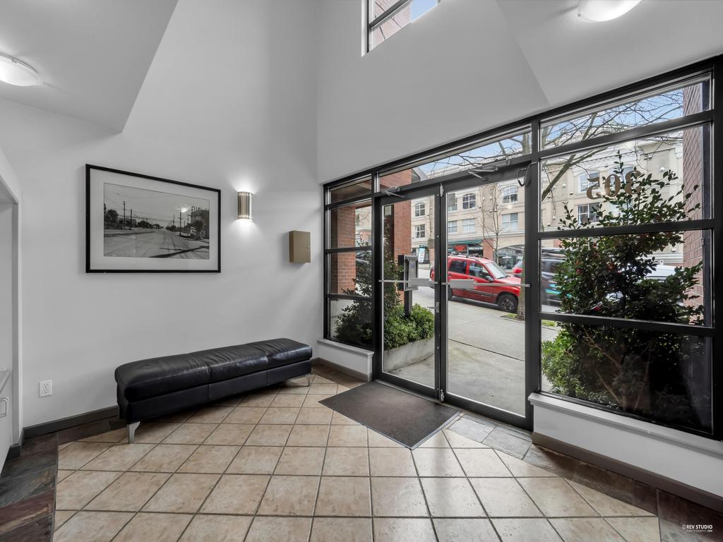 Listing Image for R3096996