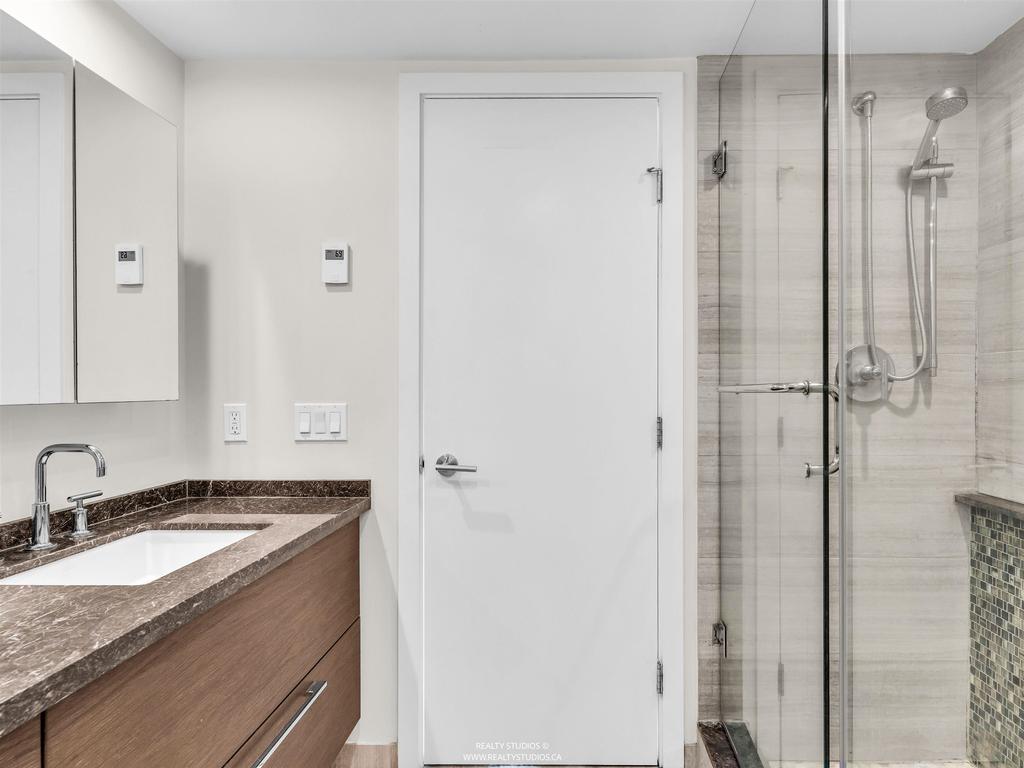 Listing Image for R3096997