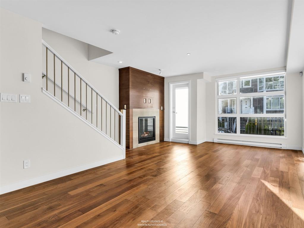 Listing Image for R3096997