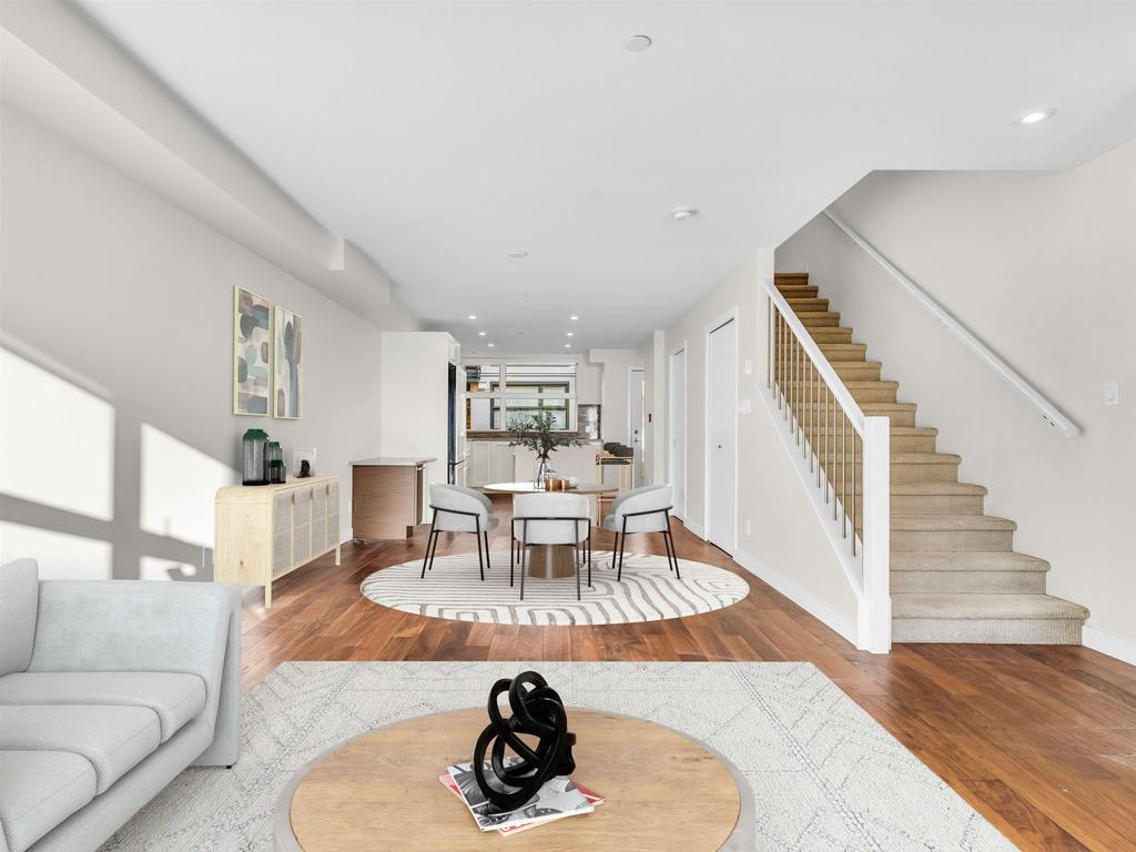 Listing Image for R3096997