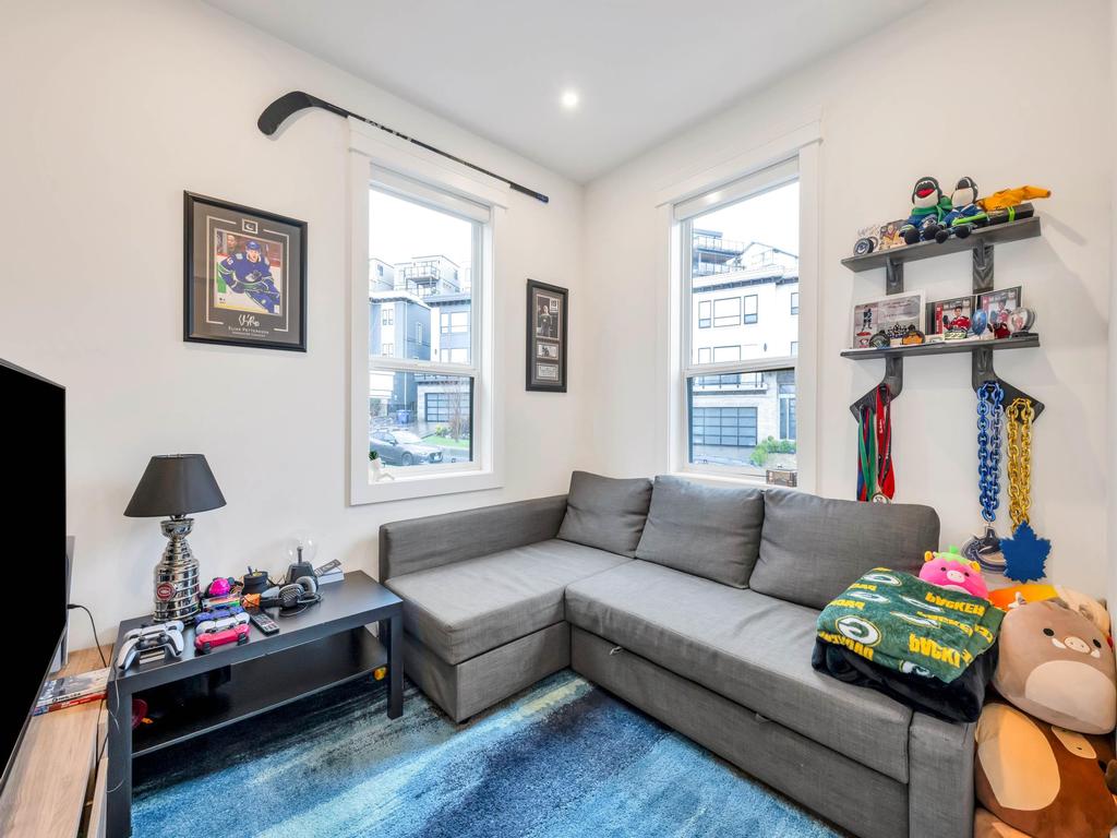 Listing Image for R3097000