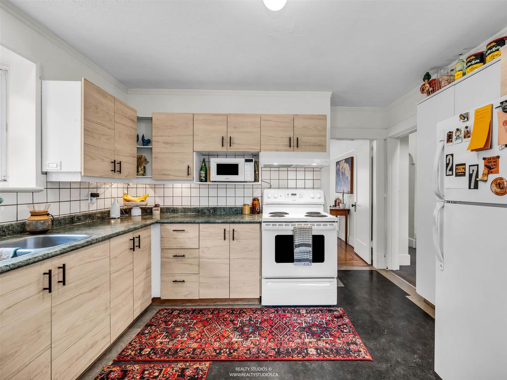Listing Image for R3097004