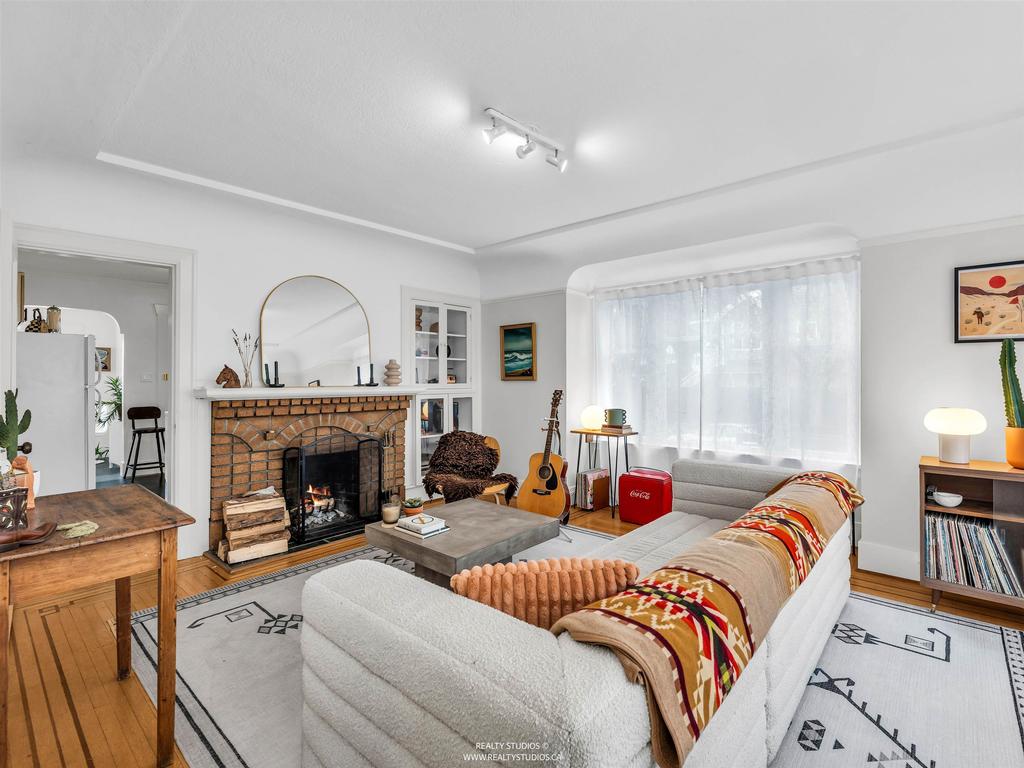 Listing Image for R3097004