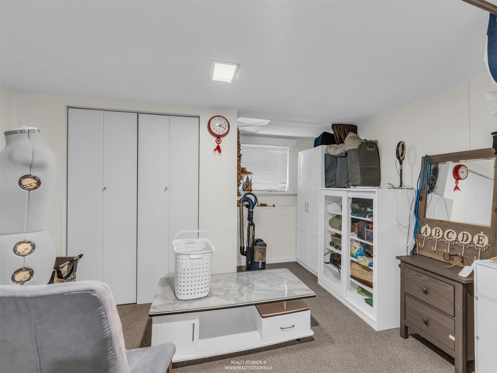 Listing Image for R3097004