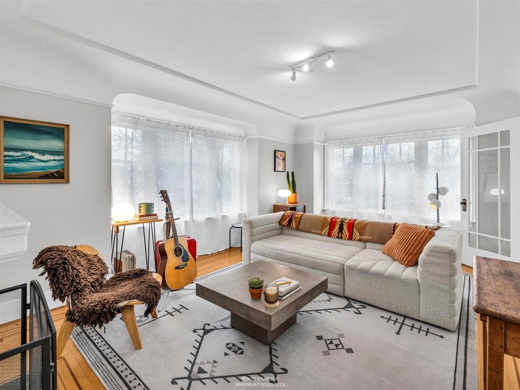 Listing Image for R3097004