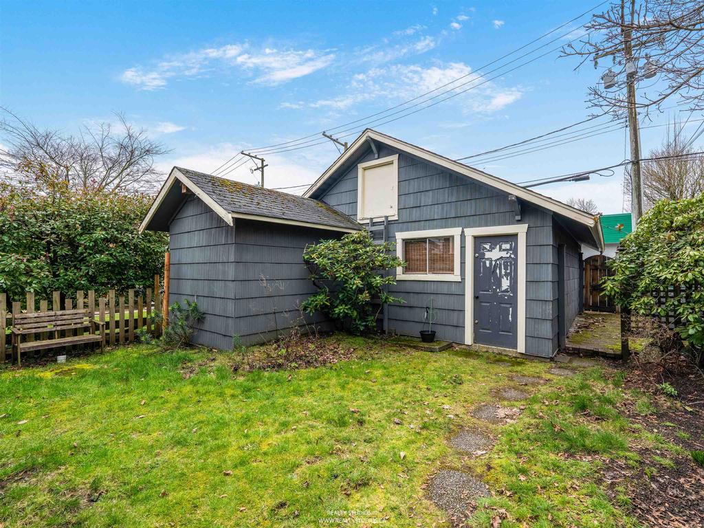 Listing Image for R3097004