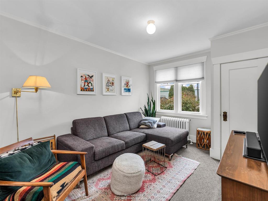 Listing Image for R3097004