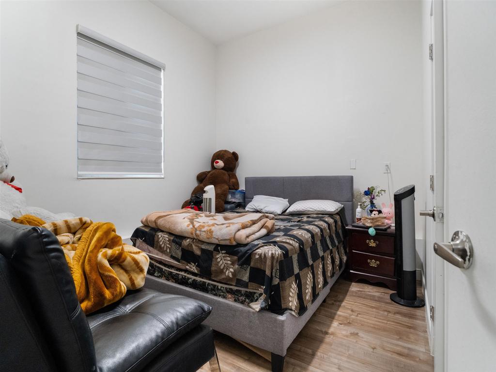 Listing Image for R3097006