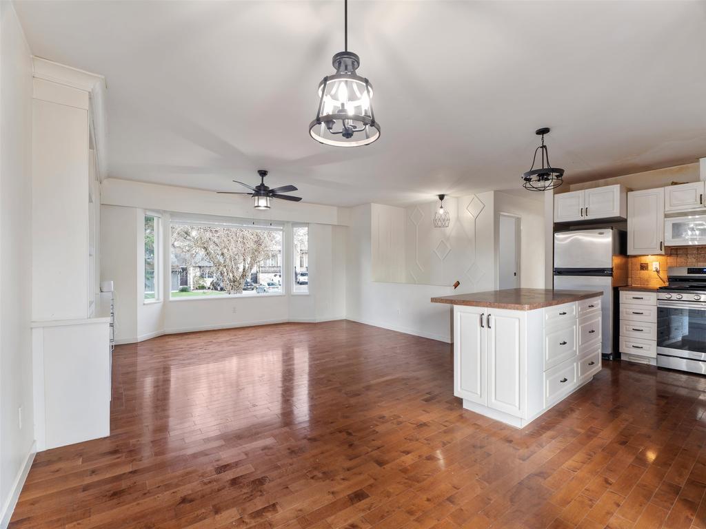 Listing Image for R3097006