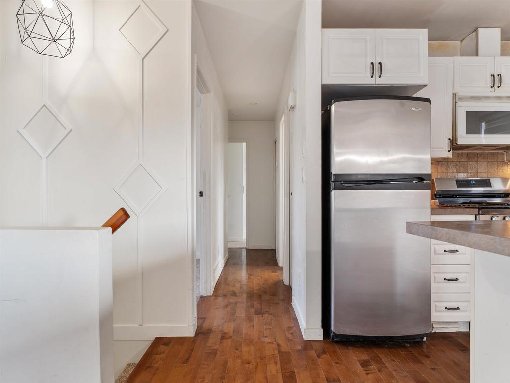 Listing Image for R3097006