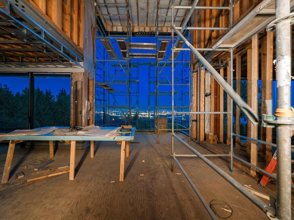 Listing Image for R3097010