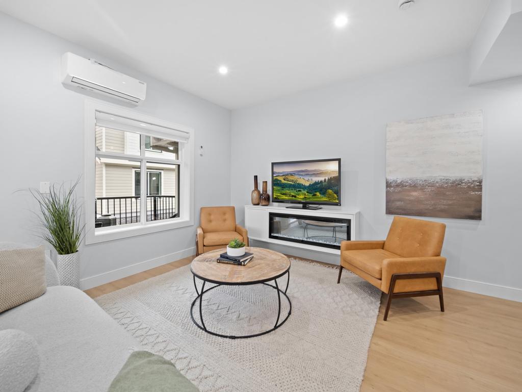 Listing Image for R3097012