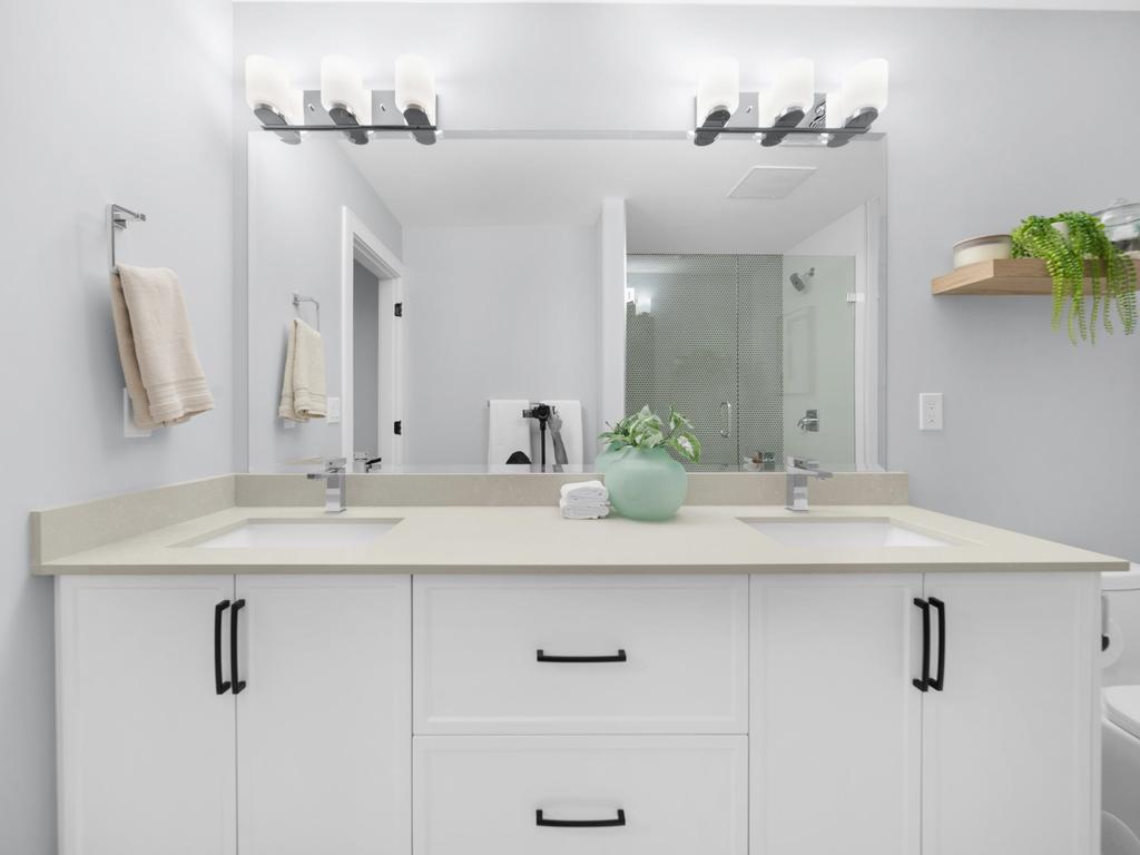 Listing Image for R3097012