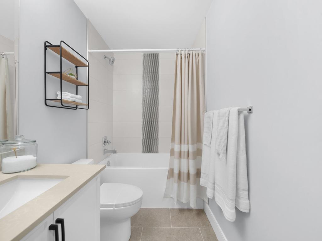 Listing Image for R3097012