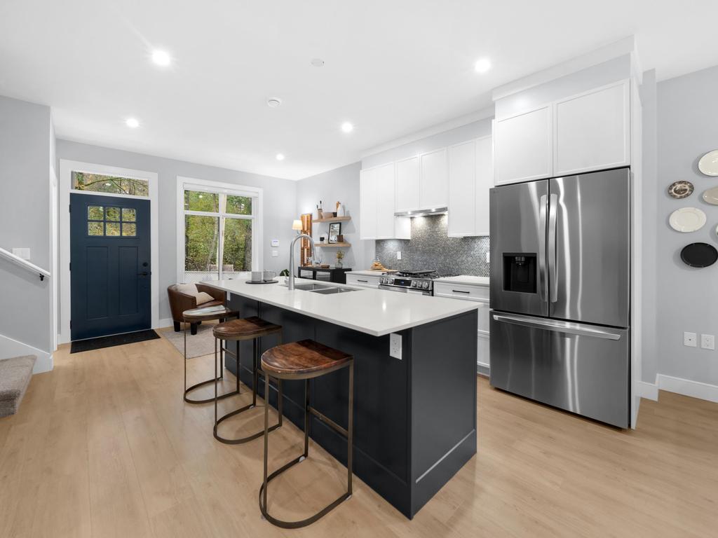 Listing Image for R3097012