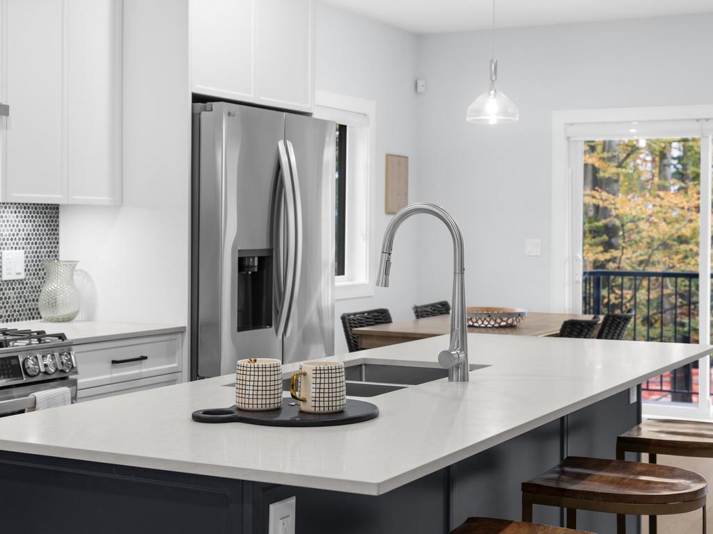 Listing Image for R3097012