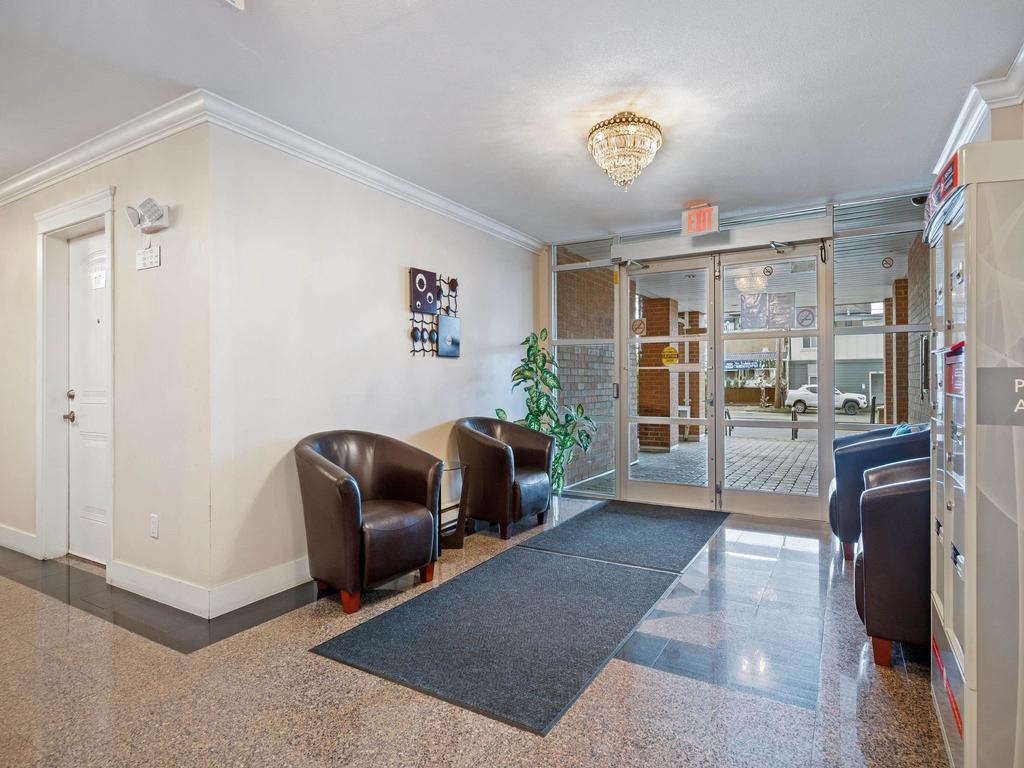 Listing Image for R3097019