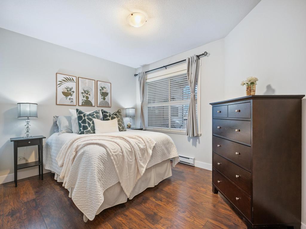 Listing Image for R3097019