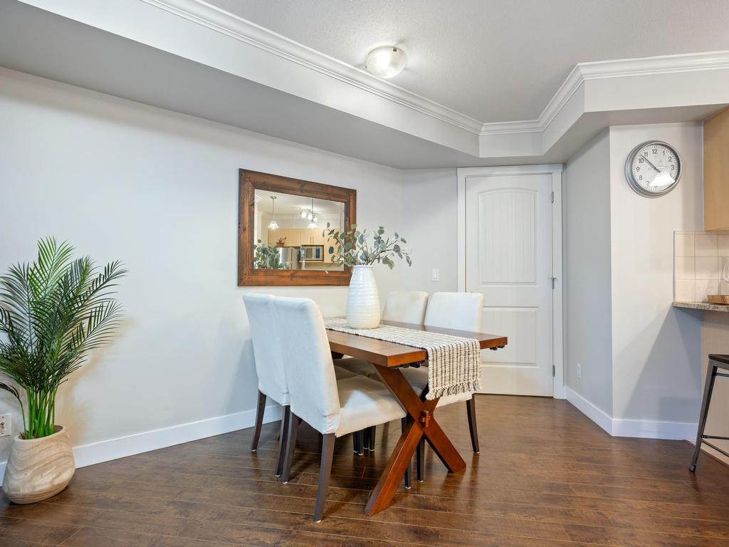 Listing Image for R3097019