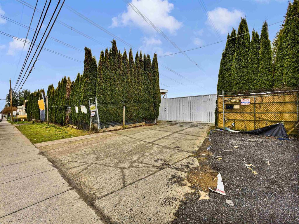 Listing Image for R3097020