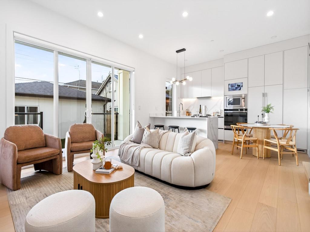 Listing Image for R3097032