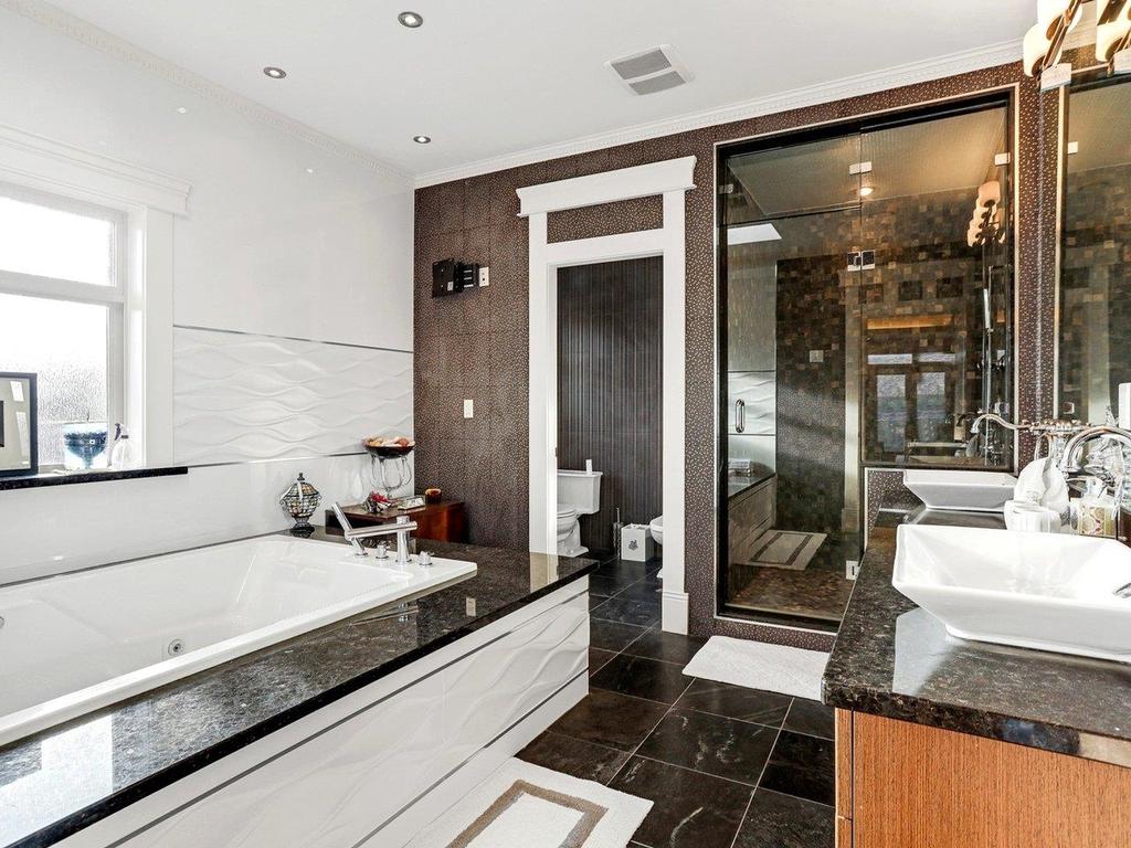 Listing Image for R3097043