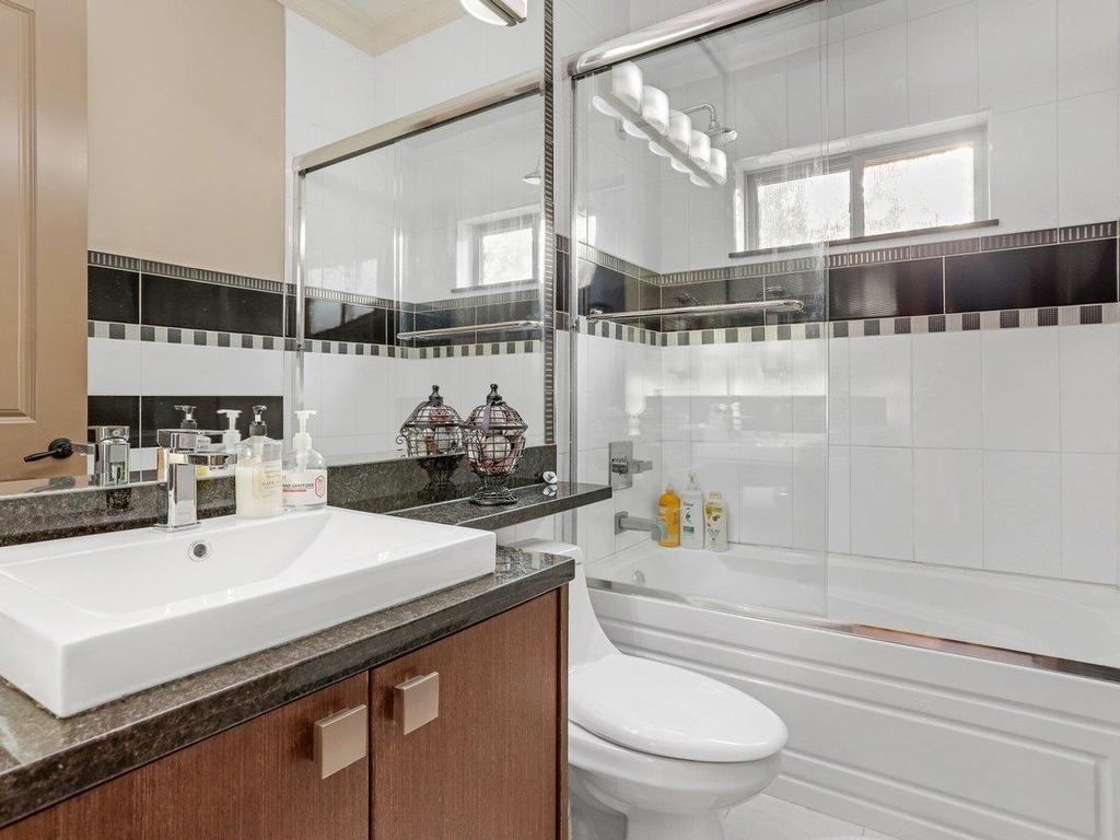 Listing Image for R3097043