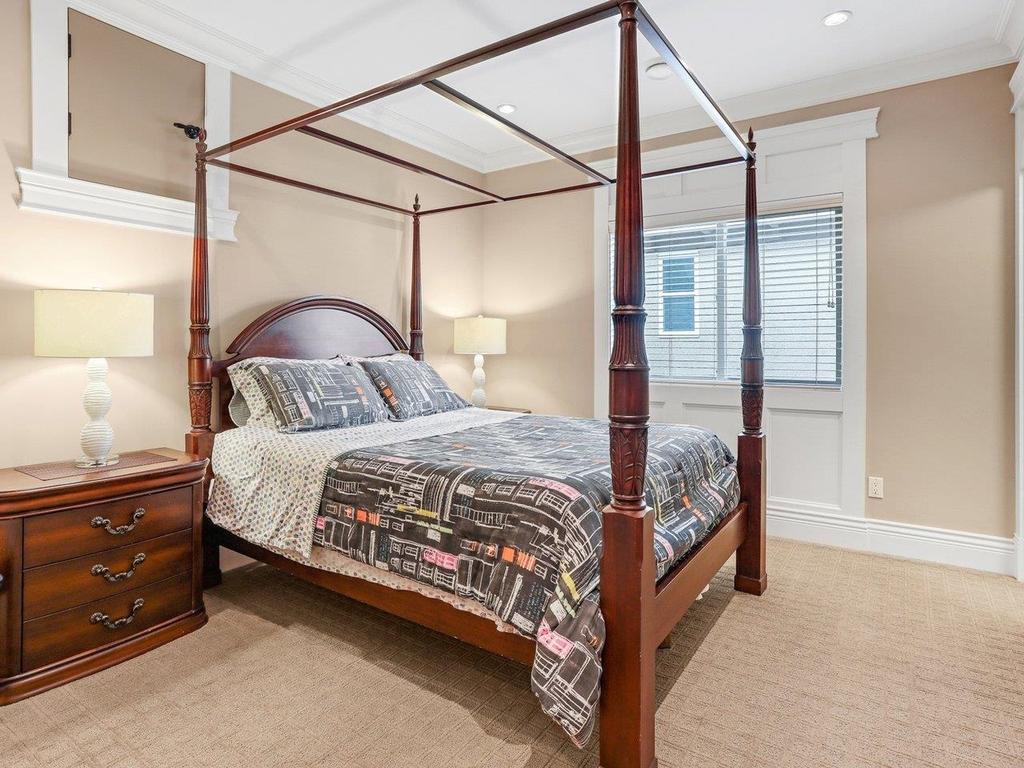 Listing Image for R3097043