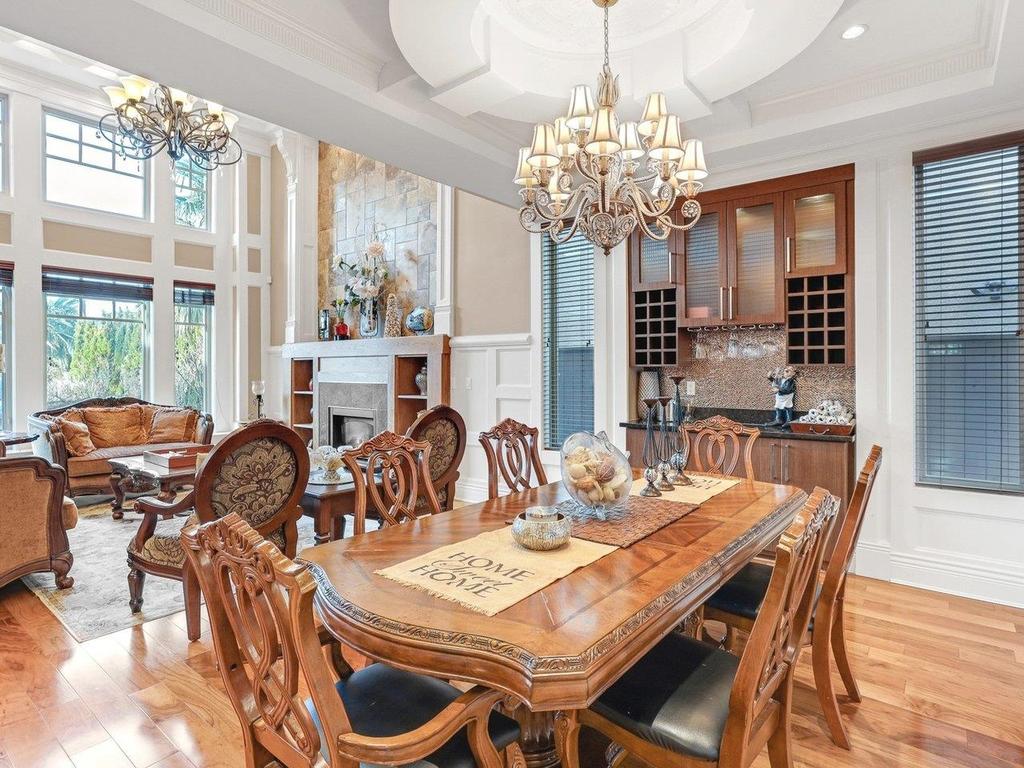 Listing Image for R3097043