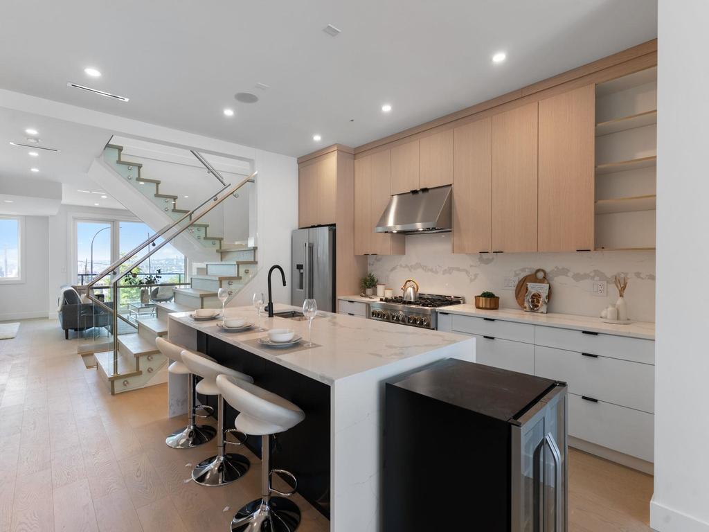 Listing Image for R3097053