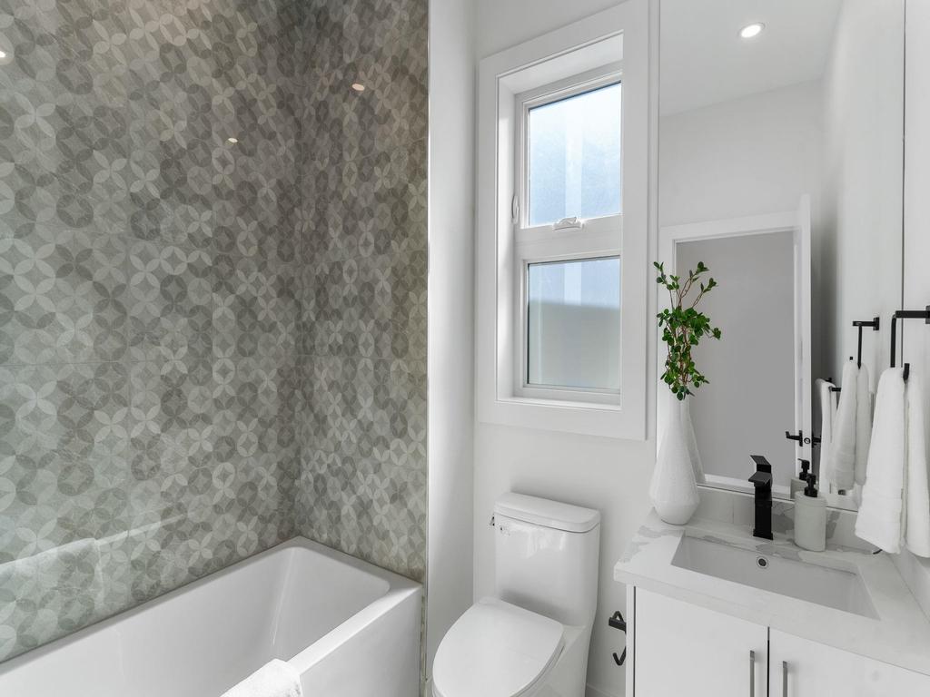 Listing Image for R3097053