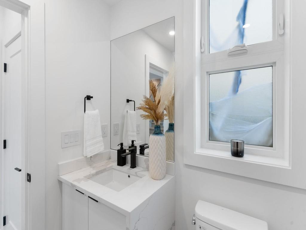 Listing Image for R3097053